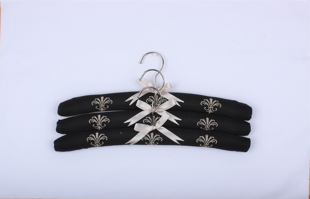 Fleur De Lis black coat hangers - set of 3.  Code: EH-FLEUR/BLK image 0